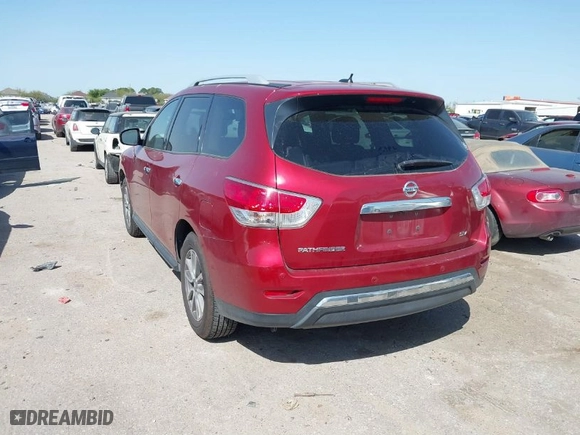 2016 Nissan Pathfinder S with VIN 5N1AR2MN5GC631410, listed as a IAAI auction lot 41851832 with 198,670 mi miles. Bid and sale history available at carsss.com. Image 3.