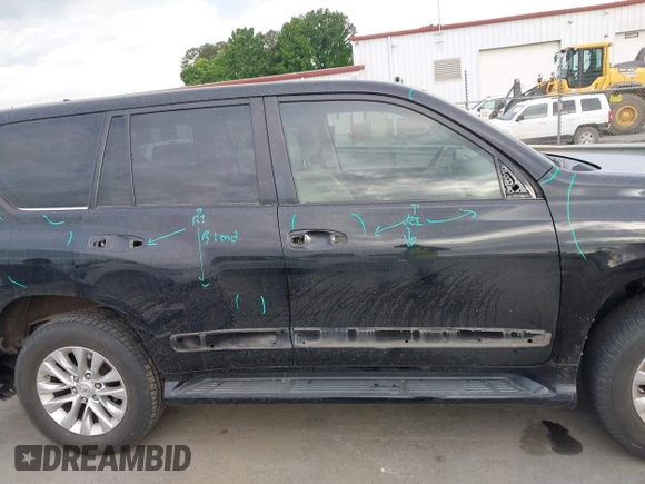 2014 Lexus GX with VIN JTJBM7FX0E5069997, listed as a IAAI auction lot 42076860 with 122,800 mi miles. Bid and sale history available at carsss.com. Image 14.
