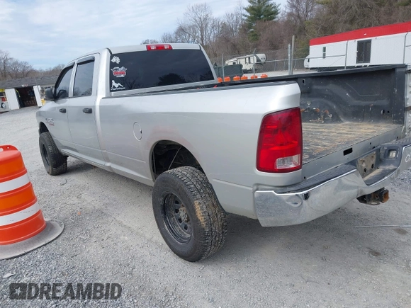 2013 Ram 2500 Tradesman with VIN 3C6UR5HL4DG531407, listed as a IAAI auction lot 41630613 with 299,984 mi miles. Bid and sale history available at carsss.com. Image 3.