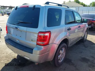 2012 Ford Escape XLT с VIN 1FMCU9DGXCKB55950, выставлен на аукционе IAAI как лот 42490173 с пробегом 221 795 миль миль и . История ставок и продаж доступна на DreamBid. Изображение 4.