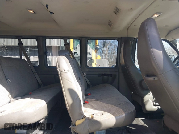 2016 Chevrolet Express Passenger LT with VIN 1GAZGPFGXG1284346, listed as a IAAI auction lot 41844084 with 74,555 mi miles and . Bid and sale history available at DreamBid. Image 8.
