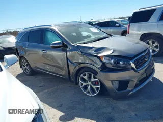 2016 Kia Sorento SX with VIN 5XYPKDA56GG073047, listed as a IAAI auction lot 41725130 with 89,754 mi miles. Bid and sale history available at carsss.com. Image 1.