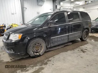2017 Dodge Grand Caravan Crew Plus with VIN 2C4RDGDG3HR702035, listed as a Copart auction lot 46944875 with 214,058 mi miles and Salvage Title. Bid and sale history available at DreamBid. Image 1.