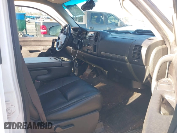 2013 GMC Sierra 1500 SLE z VIN 3GTP2VE74DG269163, wystawiony jako IAAI lot #41212056 z przebiegiem 177 367 mil mil oraz . Historia ofert i sprzedaży dostępna na DreamBid. Obrazek 5.