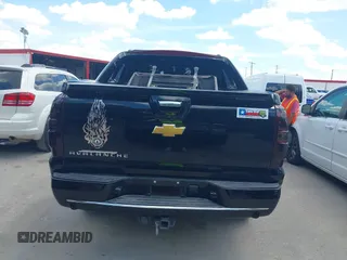 2013 Chevrolet Avalanche LT with VIN 3GNMCFE05DG269088, listed as a IAAI auction lot 42620729 with 177,810 mi miles and . Bid and sale history available at DreamBid. Image 16.