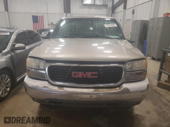 1999 GMC New Sierra 1500 SLE with VIN 2GTEK19T0X1569819, listed as a Copart auction lot 61018334 with 198,180 mi miles and Non Repairable. Bid and sale history available at carsss.com. Image 5.