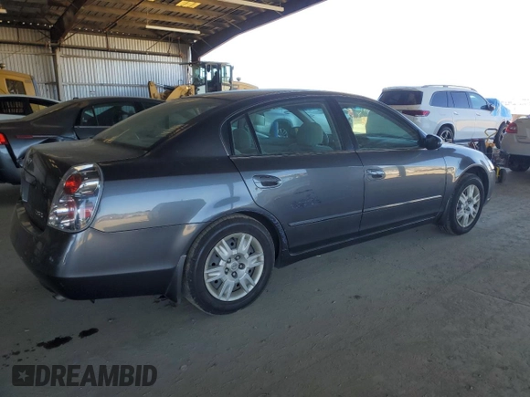 2005 Nissan Altima S with VIN 1N4AL11D35C207464, listed as a Copart auction lot 47645915 with 110,239 mi miles and Clean title. Bid and sale history available at DreamBid. Image 3.