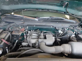 2000 Ford F-150 XL with VIN 2FTZF1722YCA27112, listed as a IAAI auction lot 42687404 with Not provided miles and . Bid and sale history available at DreamBid. Image 10.