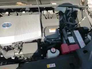 2019 Toyota Prius Plus with VIN JTDKARFP7K3112097, listed as a Copart auction lot 71194325 with 62,320 mi miles and Salvage title. Bid and sale history available at DreamBid. Image 14.