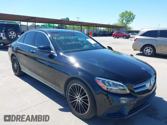 2021 Mercedes-Benz C 300 z VIN W1KWF8DB0MR618283, wystawiony jako IAAI lot #42084388 z przebiegiem 66 565 mil mil oraz . Historia ofert i sprzedaży dostępna na DreamBid. Obrazek 1.