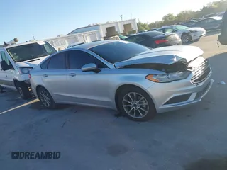 2017 Ford Fusion SE with VIN 3FA6P0H76HR137260, listed as a IAAI auction lot 41827472 with 123,031 mi miles. Bid and sale history available at carsss.com. Image 13.