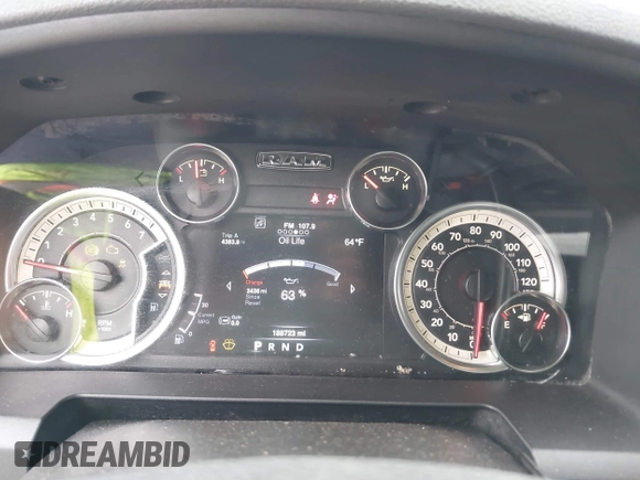 2013 Ram 1500 Express z VIN 1C6RR6KT2DS617294, wystawiony jako IAAI lot #42031712 z przebiegiem 188 723 mil mil oraz . Historia ofert i sprzedaży dostępna na DreamBid. Obrazek 7.