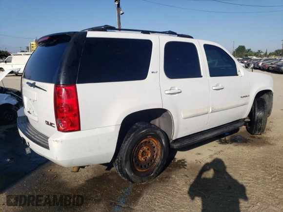 2007 GMC Yukon SLT with VIN 1GKFC13037R170429, listed as a Copart auction lot 68454074 with 0 mi miles and Salvage Title. Bid and sale history available at carsss.com. Image 3.