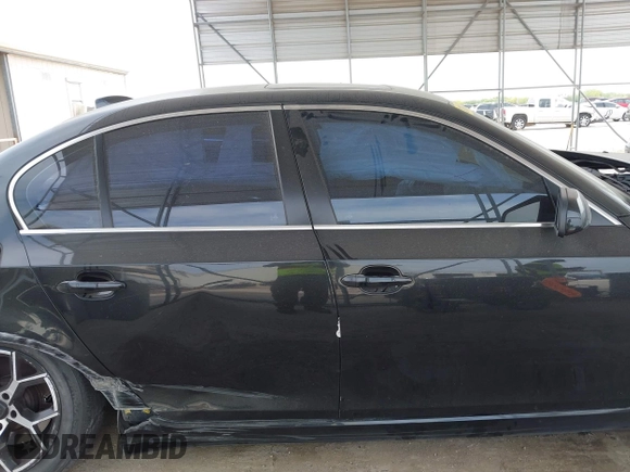 2010 BMW 5 Series 528i with VIN WBANU5C56AC126505, listed as a IAAI auction lot 42072076 with Not Provided miles and . Bid and sale history available at carsss.com. Image 13.