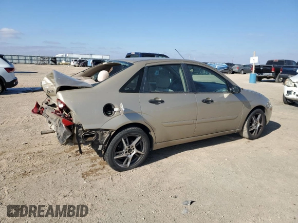 2001 Ford Focus ZTS with VIN 1FAHP383X1W204498, listed as a Copart auction lot 87933995 with 82,555 mi miles and Salvage Title. Bid and sale history available at carsss.com. Image 3.