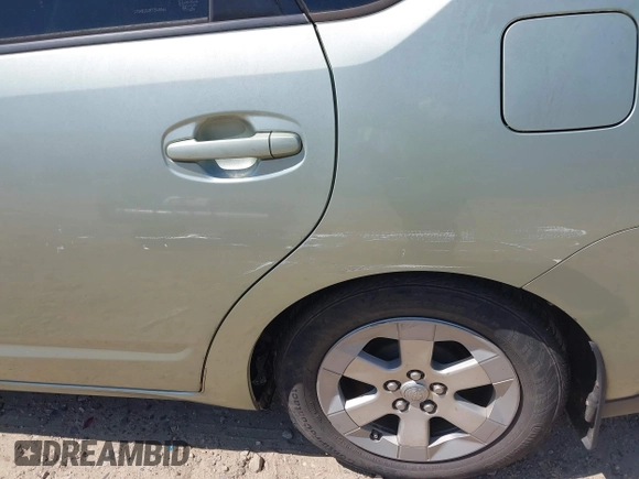 2007 Toyota Prius with VIN JTDKB20U977548064, listed as a IAAI auction lot 42040952 with 197,934 mi miles. Bid and sale history available at carsss.com. Image 12.