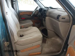 1995 Dodge Caravan Grand SE with VIN 1B4GH44R3SX566801, listed as a IAAI auction lot 42699597 with 103,069 mi miles and . Bid and sale history available at DreamBid. Image 5.