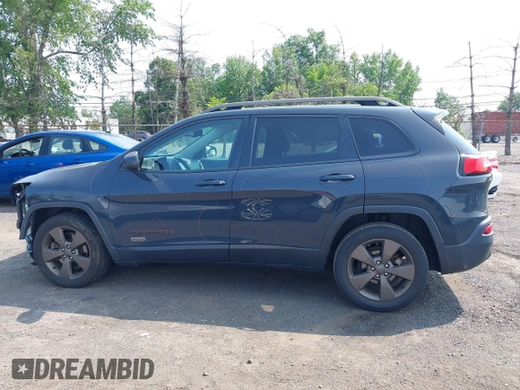 2017 Jeep Cherokee Latitude с VIN 1C4PJLCB7HW507397, выставлен на аукционе IAAI как лот 42382161 с пробегом 87 359 миль миль и . История ставок и продаж доступна на DreamBid. Изображение 14.