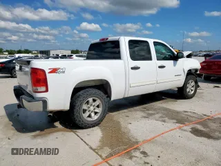 2012 GMC Sierra 1500 SLE with VIN 3GTP2VE74CG220317, listed as a Copart auction lot 56153895 with 240,709 mi miles and Salvage title. Bid and sale history available at DreamBid. Image 3.