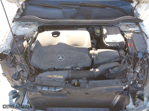 2015 Mercedes-Benz GLA-Class GLA 250 with VIN WDCTG4GB0FJ037604, listed as a IAAI auction lot 41035114 with NaN miles. Bid and sale history available at carsss.com. Image 10.