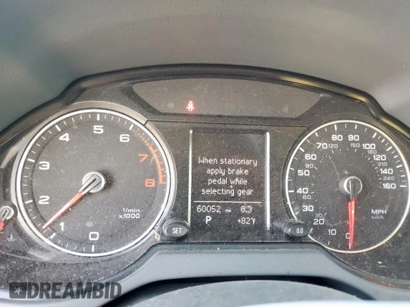 2017 Audi Q5 Premium with VIN WA1C2AFPXHA058733, listed as a Copart auction lot 61955185 with 60,052 mi miles and Salvage title. Bid and sale history available at DreamBid. Image 9.