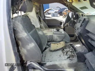2017 Ford F-150 XL с VIN 1FTMF1C87HKC30836, выставлен на аукционе Copart как лот 54788285 с пробегом Не указан миль и Списание • Salvage title. История ставок и продаж доступна на DreamBid. Изображение 10.