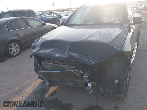 2022 Mercedes-Benz GLC 300 with VIN W1N0G8DB9NV374065, listed as a IAAI auction lot 42189616 with 42,296 mi miles and . Bid and sale history available at DreamBid. Image 6.