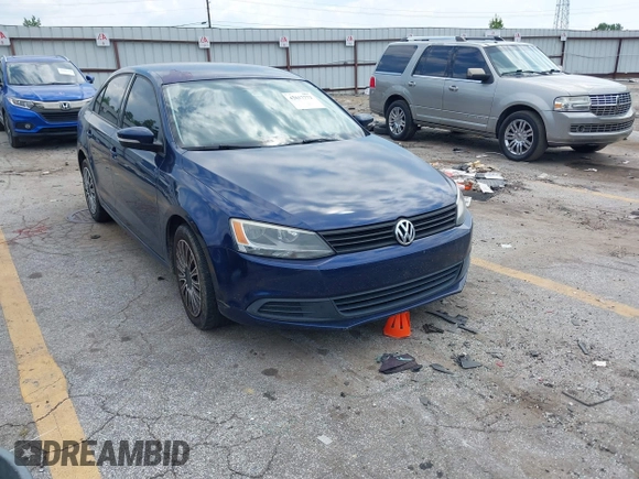 2012 Volkswagen Jetta SE with VIN 3VWDX7AJ9CM353302, listed as a IAAI auction lot 42617772 with 226,547 mi miles and . Bid and sale history available at DreamBid. Image 1.