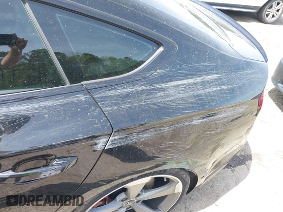 2019 Audi S5 Sportback Prestige z VIN WAUC4CF56KA004599, wystawiony jako IAAI lot #41924404 z przebiegiem 86 067 mil mil oraz . Historia ofert i sprzedaży dostępna na DreamBid. Obrazek 19.