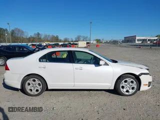 2011 Ford Fusion SE with VIN 3FAHP0HG3BR289870, listed as a IAAI auction lot 41853874 with 149,881 mi miles. Bid and sale history available at carsss.com. Image 13.