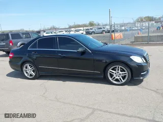 2013 Mercedes-Benz E-Class E 350 Luxury with VIN WDDHF8JBXDA716958, listed as a IAAI auction lot 42080974 with 134,248 mi miles. Bid and sale history available at carsss.com. Image 13.