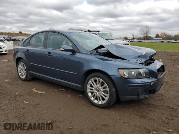 2005 Volvo S40 with VIN YV1MS682852089228, listed as a Copart auction lot 79582464 with 107,503 mi miles and Salvage Title. Bid and sale history available at carsss.com. Image 4.