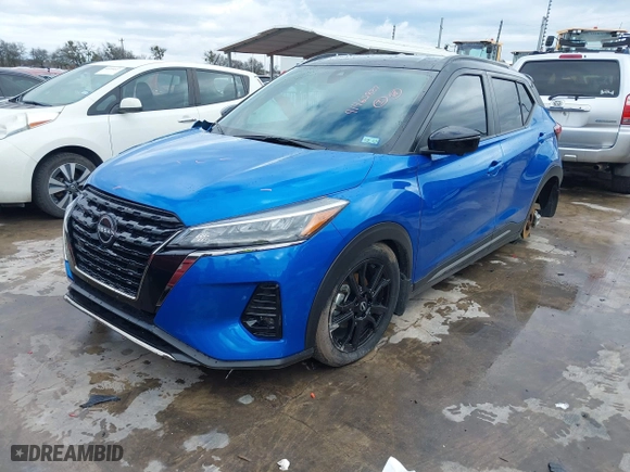 2022 Nissan Kicks SR with VIN 3N1CP5DV0NL495941, listed as a IAAI auction lot 41465827 with 13,062 mi miles. Bid and sale history available at carsss.com. Image 18.