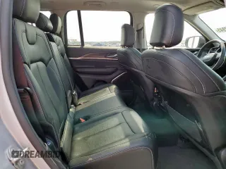 2023 Jeep Grand Cherokee с VIN 1C4RJYB64PC633663, выставлен на аукционе Copart как лот 57097945 с пробегом 43 084 миль миль и Чистый • Clean title. История ставок и продаж доступна на DreamBid. Изображение 11.