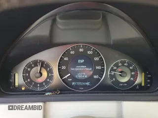 2005 Mercedes-Benz CLK 320 z VIN WDBTJ65J95F148455, wystawiony jako Copart lot #46661625 z przebiegiem 172 524 mil mil oraz Szkody całkowita. Historia ofert i sprzedaży dostępna na DreamBid. Obrazek 9.