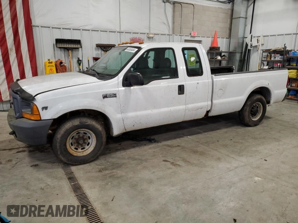 2000 Ford Super Duty F-250 XL with VIN 1FTNX20L7YEB72760, listed as a Copart auction lot 83383404 with 153,249 mi miles and Clean Title. Bid and sale history available at carsss.com. Image 1.