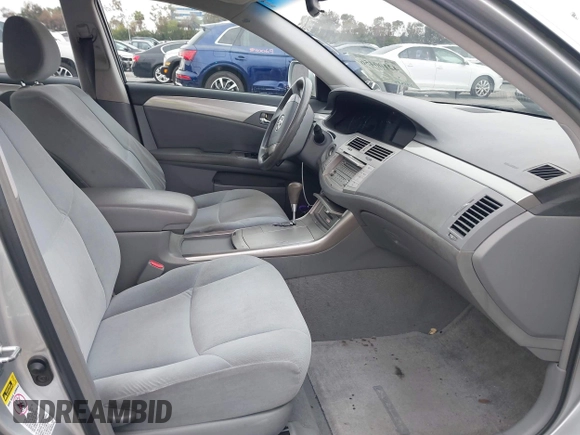 2005 Toyota Avalon XL with VIN 4T1BK36B25U036071, listed as a IAAI auction lot 42100456 with 185,898 mi miles and . Bid and sale history available at carsss.com. Image 5.