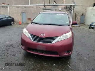2013 Toyota Sienna LE AAS with VIN 5TDKK3DC3DS384237, listed as a Copart auction lot 50295505 with 271,344 mi miles and Salvage Title. Bid and sale history available at carsss.com. Image 12.