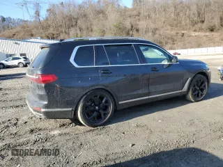 2021 BMW X7 xDrive40i z VIN 5UXCW2C06M9G15321, wystawiony jako Copart lot #46824665 z przebiegiem Nie podano mil oraz Szkoda całkowita • Salvage title. Historia ofert i sprzedaży dostępna na DreamBid. Obrazek 3.