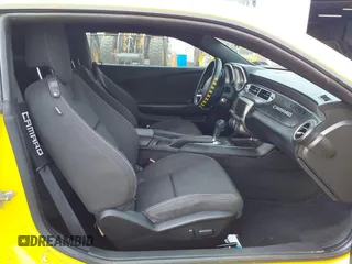 2014 Chevrolet Camaro LT with VIN 2G1FB1E35E9253494, listed as a IAAI auction lot 42102475 with 85,833 mi miles. Bid and sale history available at carsss.com. Image 5.