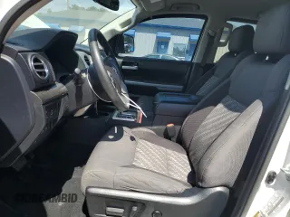 2021 Toyota Tundra SR с VIN 5TFRY5F17MX297715, выставлен на аукционе Copart как лот 54576555 с пробегом 89 459 миль миль и Списание • Salvage title. История ставок и продаж доступна на DreamBid. Изображение 7.