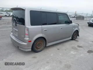 2005 Scion xB z VIN JTLKT324950174470, wystawiony jako IAAI lot #39098296 z przebiegiem 212 252 mil mil oraz . Historia ofert i sprzedaży dostępna na DreamBid. Obrazek 4.