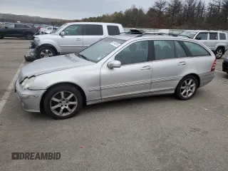 2005 Mercedes-Benz C 240 z VIN WDBRH81J35F622651, wystawiony jako Copart lot #86142504 z przebiegiem 90 563 mil mil oraz Tytuł czysty. Historia ofert i sprzedaży dostępna na DreamBid. Obrazek 1.