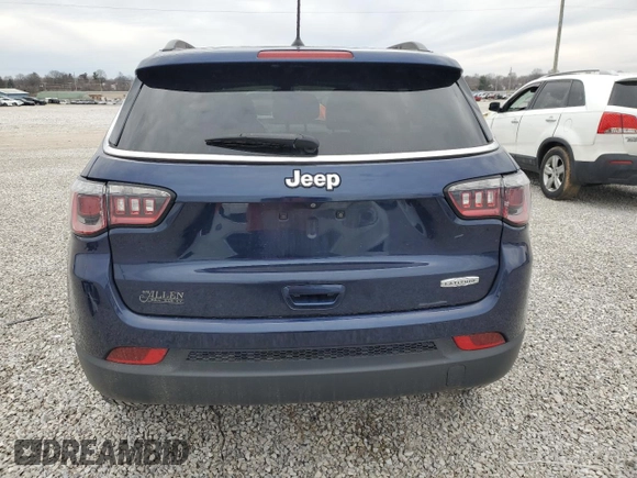 2018 Jeep Compass Latitude z VIN 3C4NJCBB1JT240505, wystawiony jako Copart lot #44365215 z przebiegiem 102 798 mil mil oraz Szkoda całkowita • Salvage title. Historia ofert i sprzedaży dostępna na DreamBid. Obrazek 6.