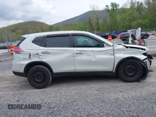 2015 Nissan Rogue SL z VIN 5N1AT2MV5FC824012, wystawiony jako IAAI lot #42106315 z przebiegiem 223 085 mil mil oraz . Historia ofert i sprzedaży dostępna na DreamBid. Obrazek 13.