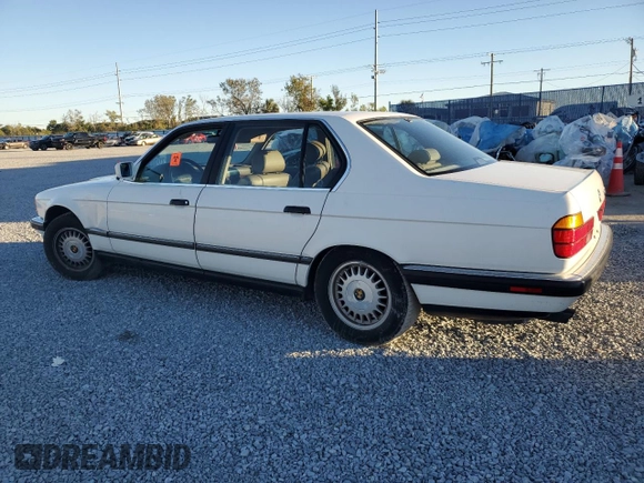 1991 BMW 7 Series z VIN WBAGC4310MDC27706, wystawiony jako Copart lot #81496754 z przebiegiem Nie podano mil oraz Nie do naprawy • Non repairable. Historia ofert i sprzedaży dostępna na DreamBid. Obrazek 2.