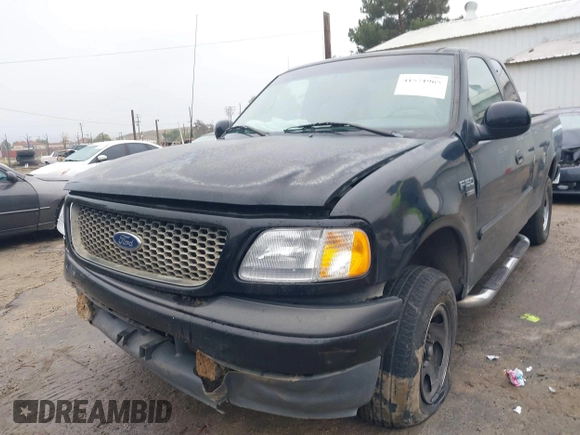2001 Ford F-150 XL z VIN 1FTRX17L81NB78221, wystawiony jako IAAI lot #41571965 z przebiegiem 171 094 mil mil oraz . Historia ofert i sprzedaży dostępna na DreamBid. Obrazek 17.