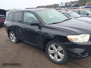 2010 Toyota Highlander Limited with VIN JTEDK3EH0A2167651, listed as a IAAI auction lot 41706757 with 211,212 mi miles. Bid and sale history available at carsss.com. Image 6.