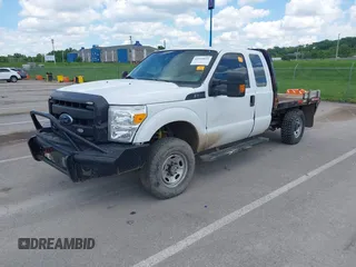 2015 Ford F-250 XLT with VIN 1FT7X2B64FED19002, listed as a IAAI auction lot 42194032 with 249,106 mi miles and . Bid and sale history available at DreamBid. Image 2.