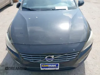 2015 Volvo S60 T5 Drive-E Premier with VIN YV126MFK6F1340578, listed as a IAAI auction lot 42047911 with 111,762 mi miles. Bid and sale history available at carsss.com. Image 10.